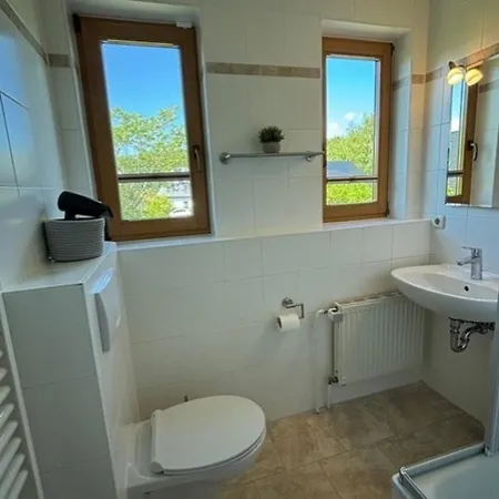 Apartment Haus Sonnenwinkel, Fw 1 Ostseeheilbad Zingst